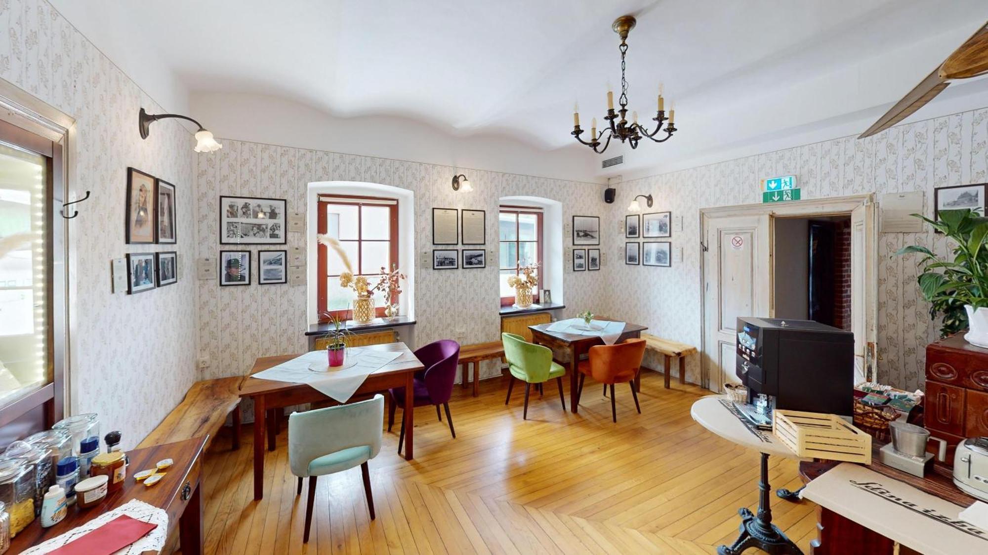 Resort Hisa Ida - Apartments With Hot Tub And Sauna Ivancna Gorica 外观 照片