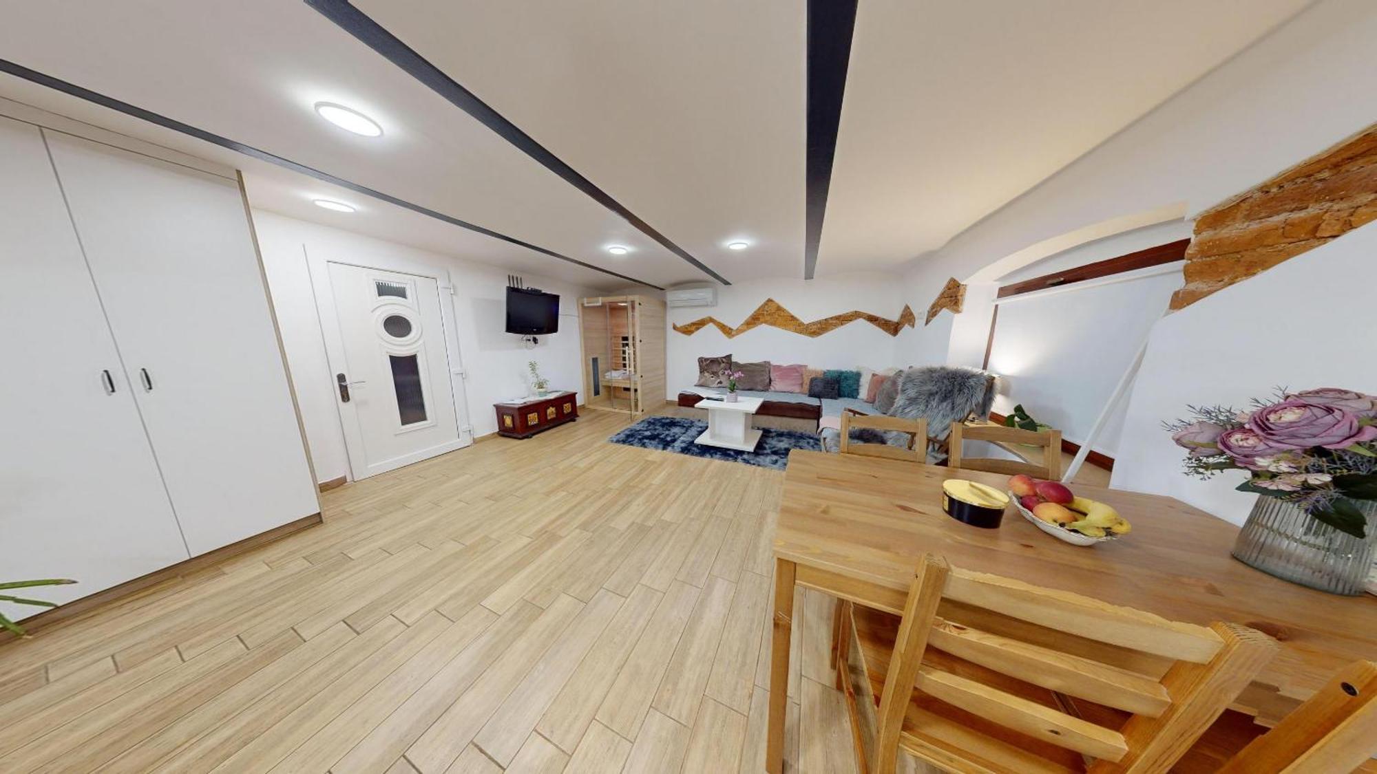 Resort Hisa Ida - Apartments With Hot Tub And Sauna Ivancna Gorica 客房 照片